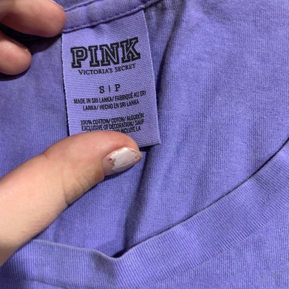 Clothes - Picture 4 of 6